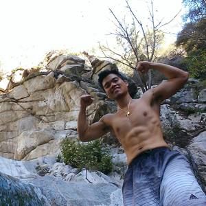 Meet your Posher, Justin